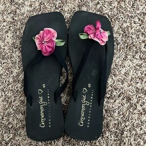 Beachy Square-Toed Flip Flops